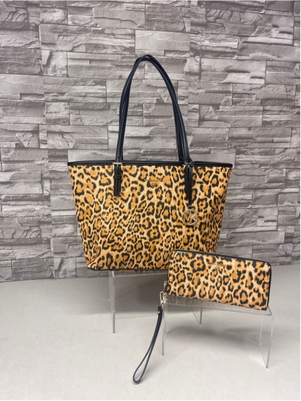 Michael Kors Charm Meduim Carryall Tote Cheetah Print & Matching Wallet Marigold